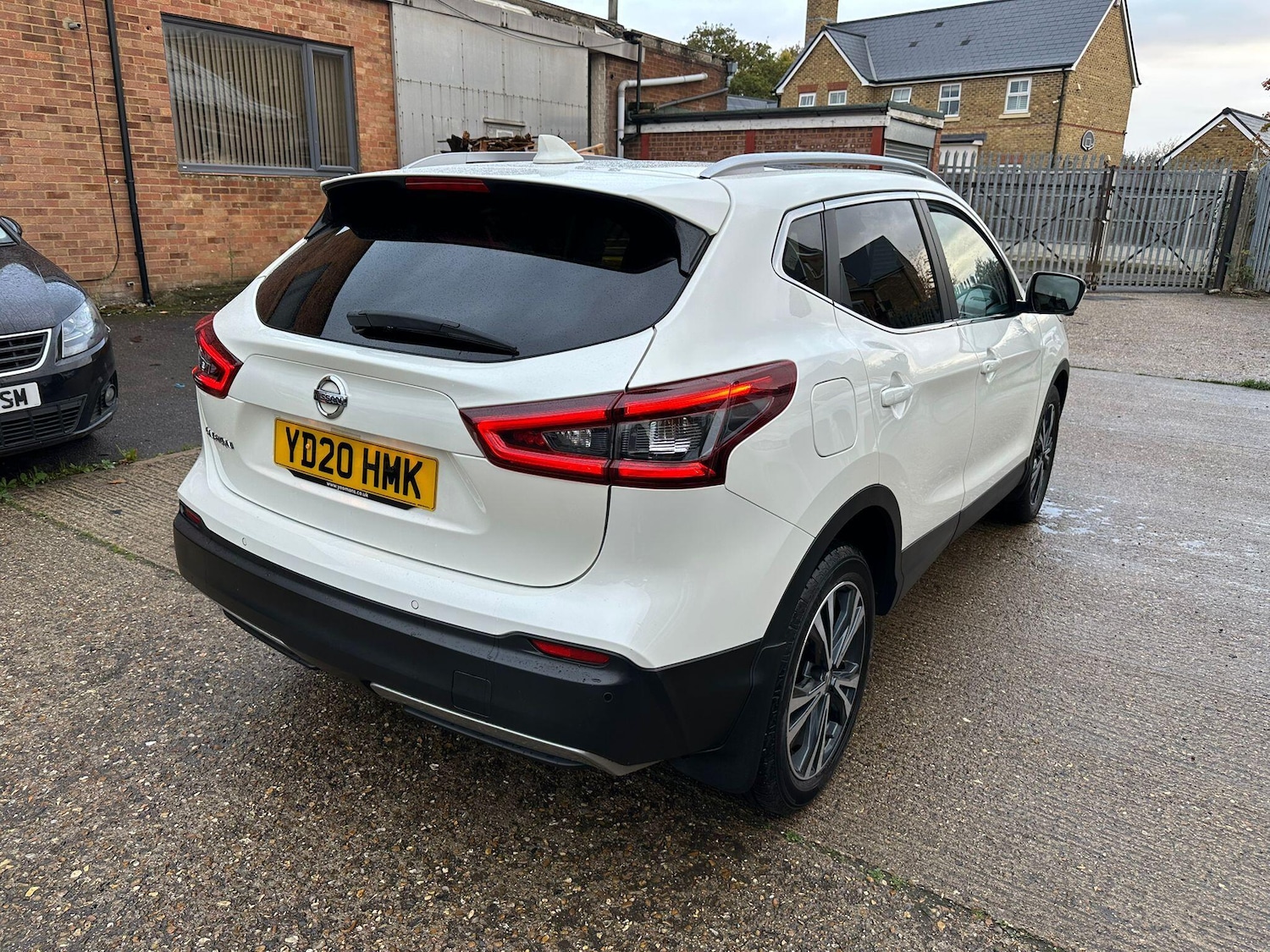 Used Nissan Qashqai for sale - 76512622: Photo 25