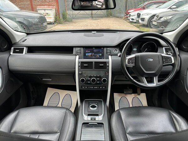 Used Land Rover Discovery Sport 2017 for sale - 75634775: Photo 18