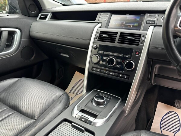 Used Land Rover Discovery Sport 2017 for sale - 75634775: Photo 19