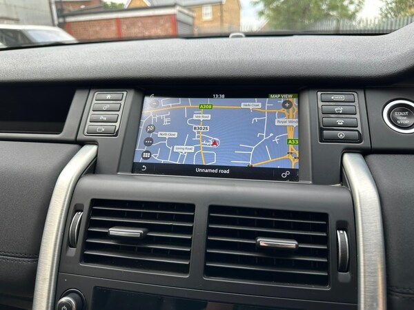 Used Land Rover Discovery Sport 2017 for sale - 75634775: Photo 44