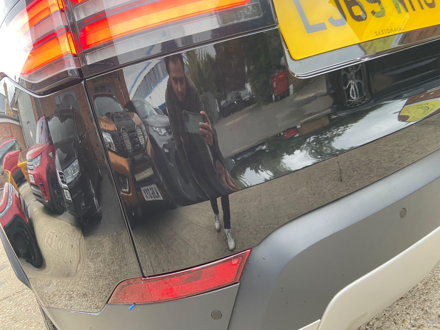 Used Land Rover Discovery 2019 for sale - 78058351: Photo 34