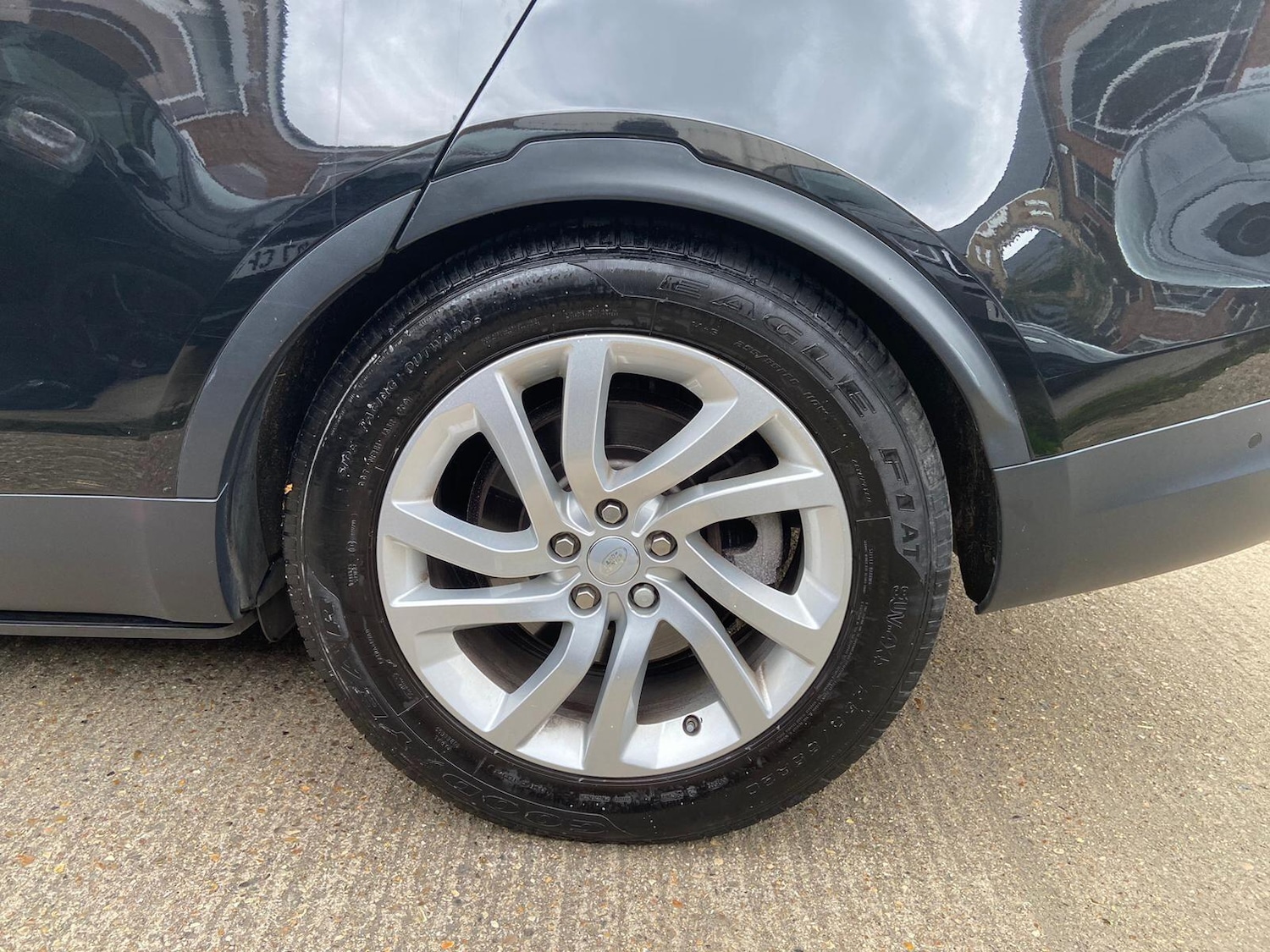 Used Land Rover Discovery 2019 for sale - 78058351: Photo 35