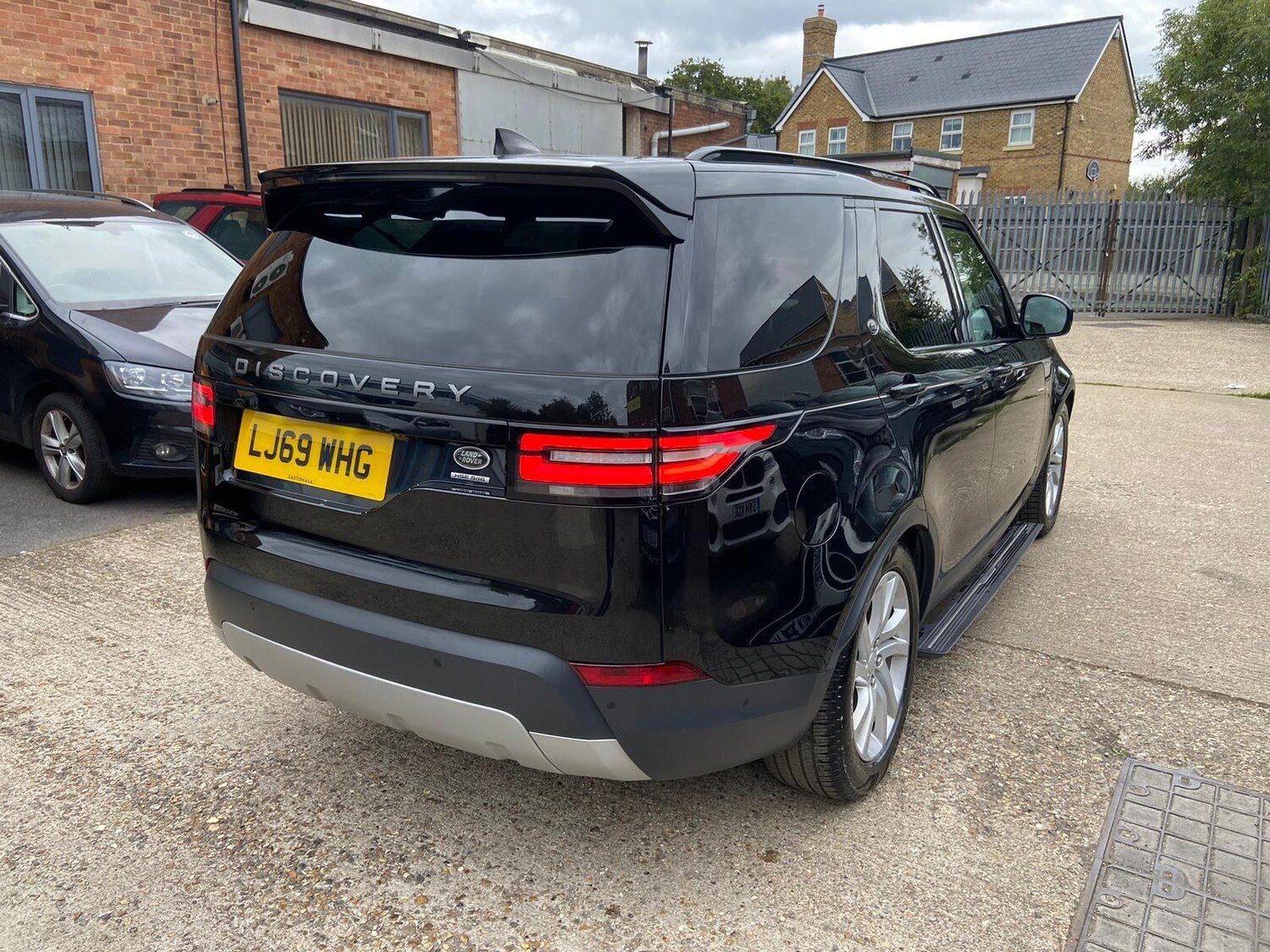 Used Land Rover Discovery 2019 for sale - 78058351: Photo 61