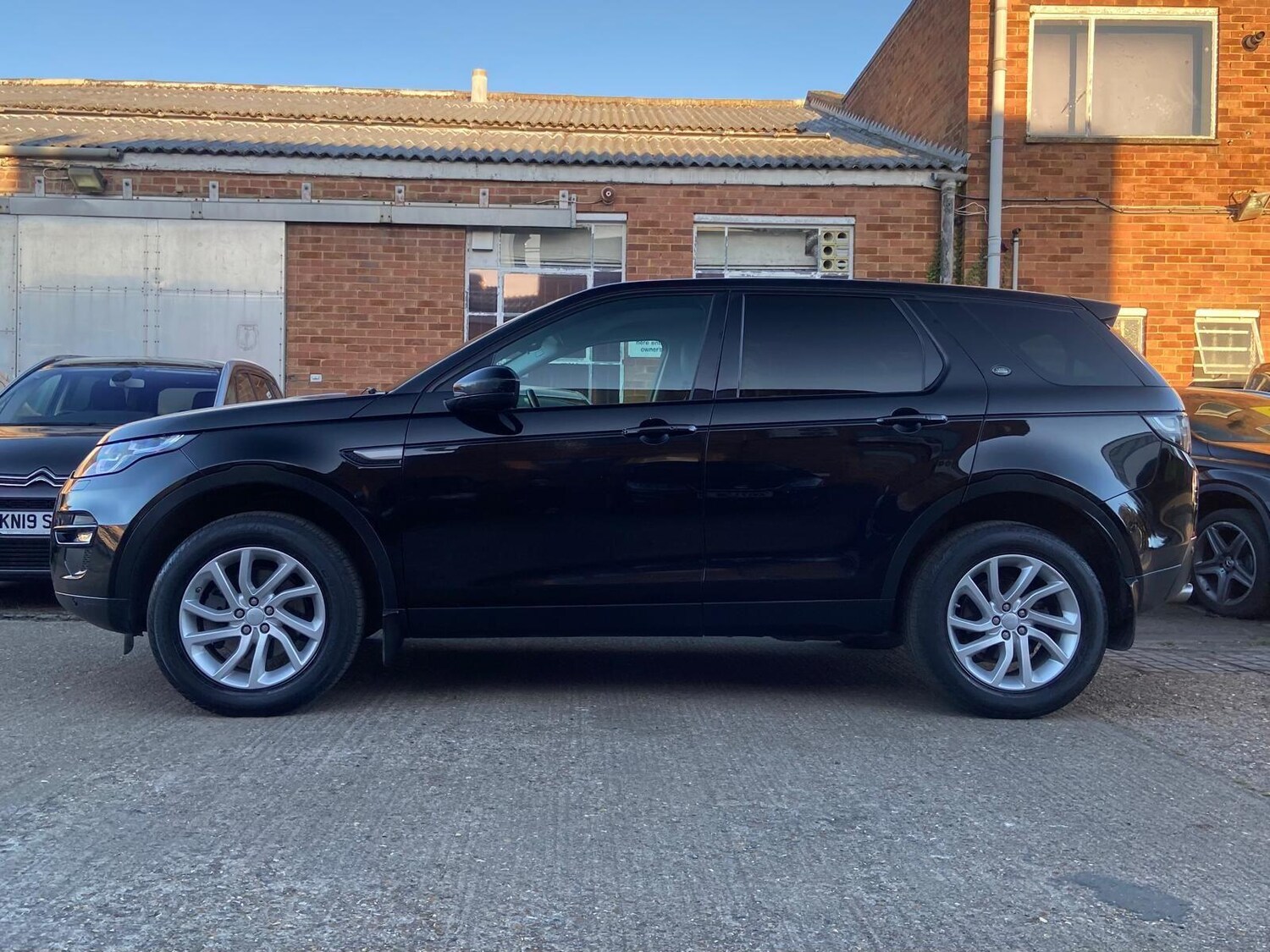 Used Land Rover Discovery Sport 2018 for sale - 78157187: Photo 12