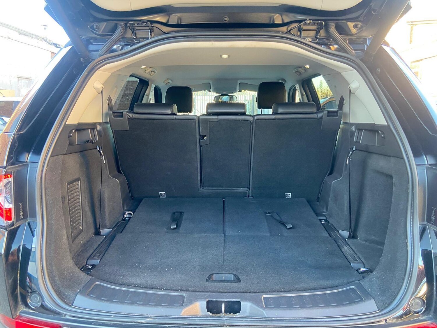 Used Land Rover Discovery Sport 2018 for sale - 78157187: Photo 13