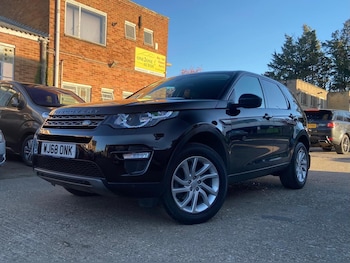 Used Land Rover Discovery Sport 2018 for sale - 78157187: Photo