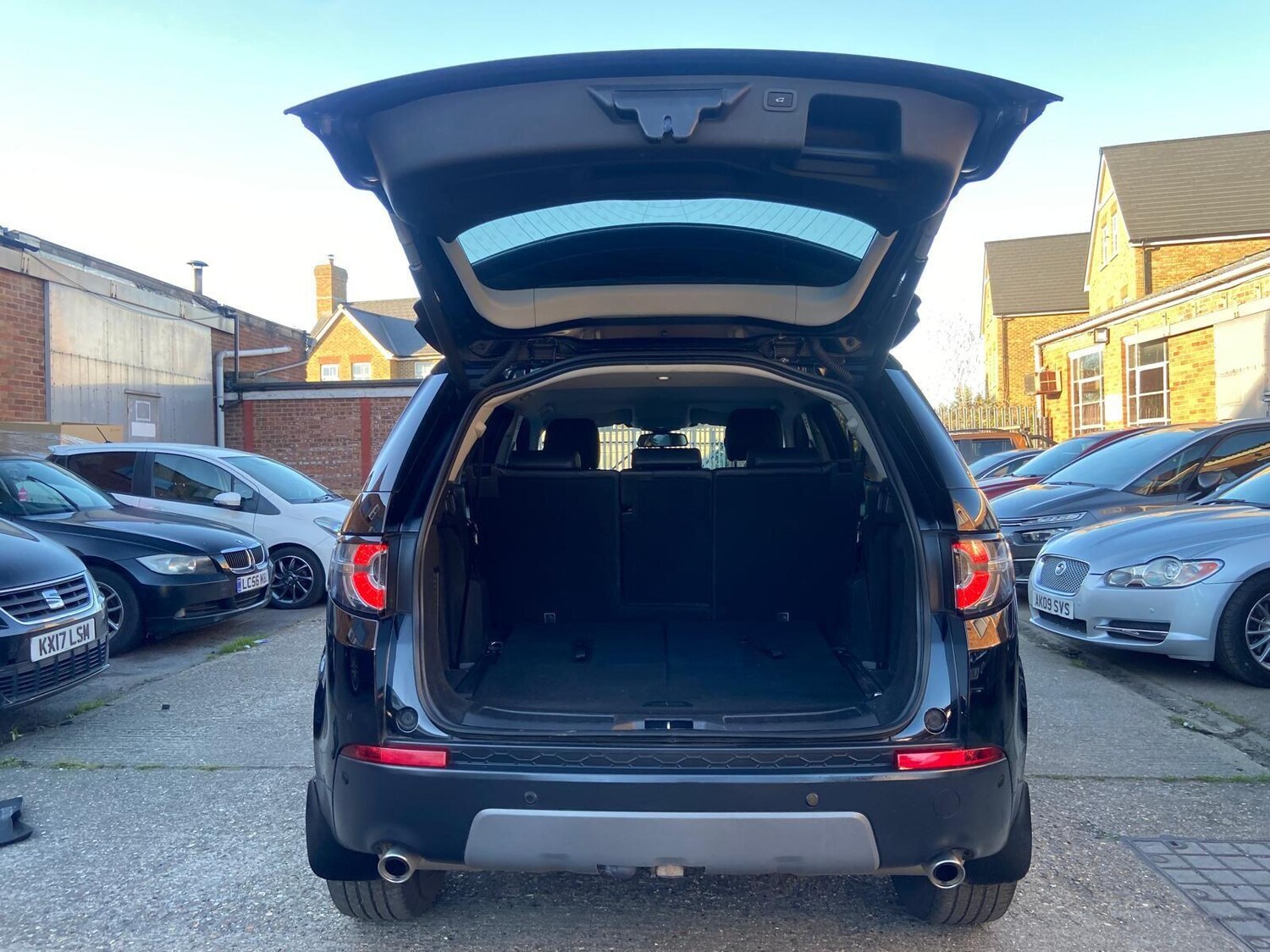 Used Land Rover Discovery Sport 2018 for sale - 78157187: Photo 41