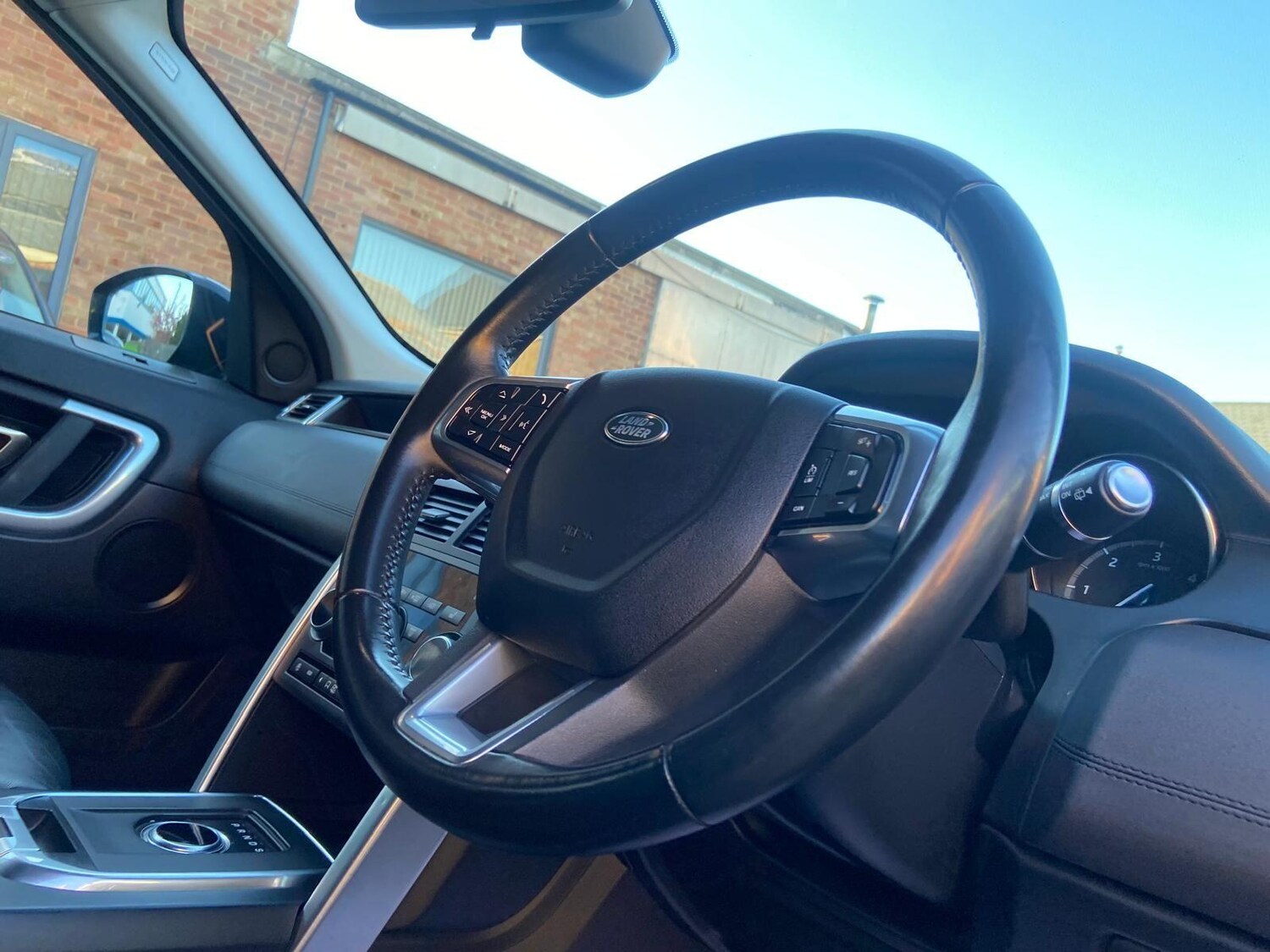 Used Land Rover Discovery Sport 2018 for sale - 78157187: Photo 48