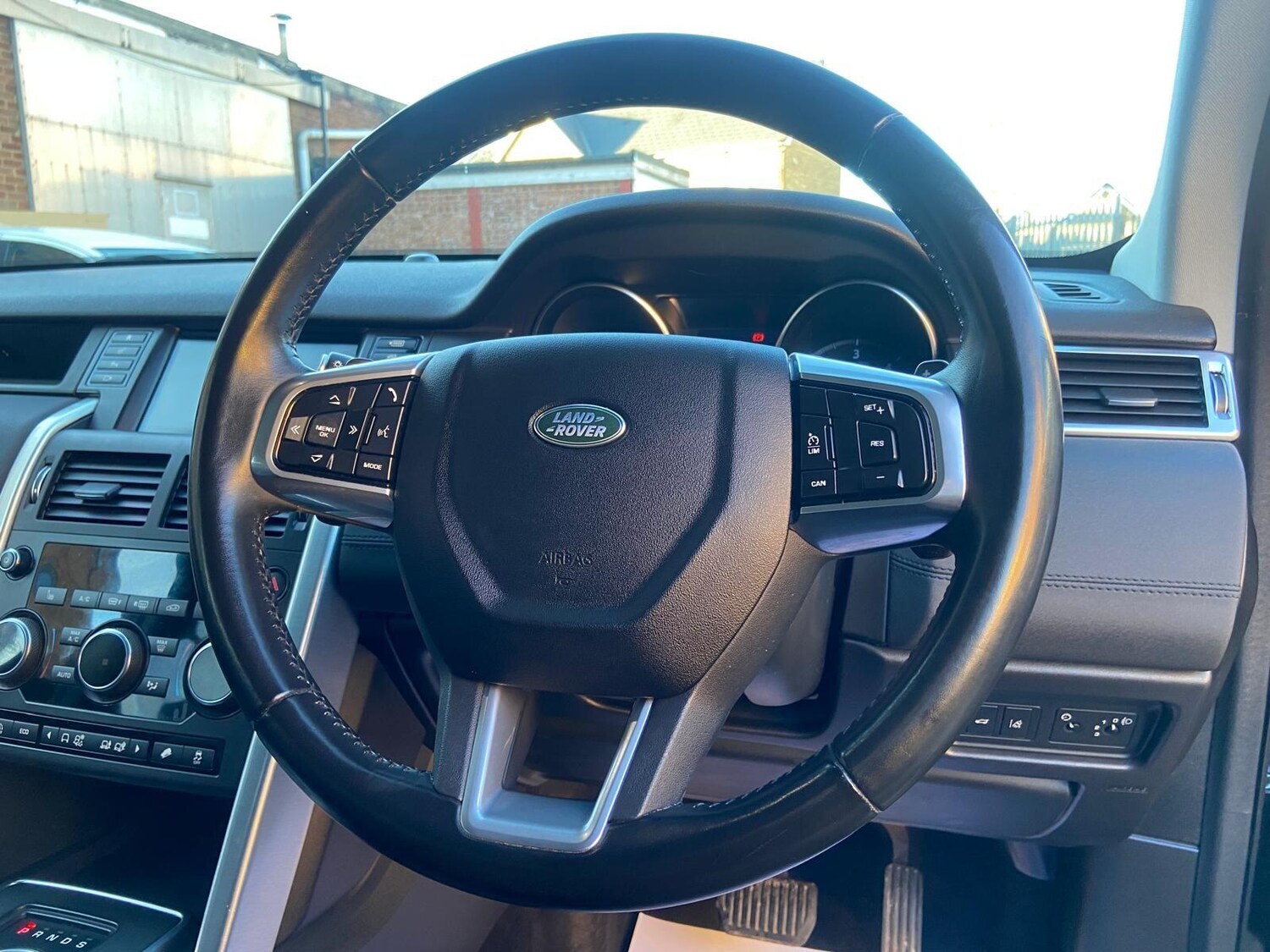 Used Land Rover Discovery Sport 2018 for sale - 78157187: Photo 59