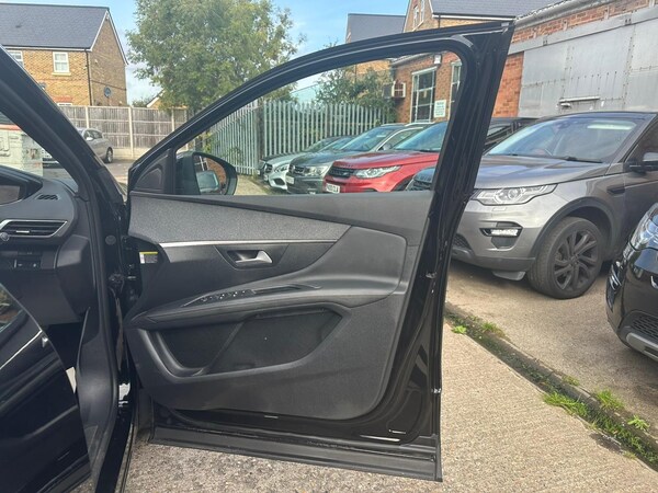 Used Peugeot 3008 2019 for sale - 76294516: Photo 41
