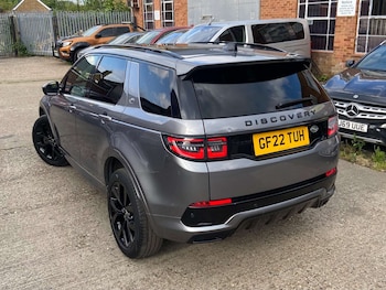 Used Land Rover Discovery Sport 2022 for sale - 79573155: Photo