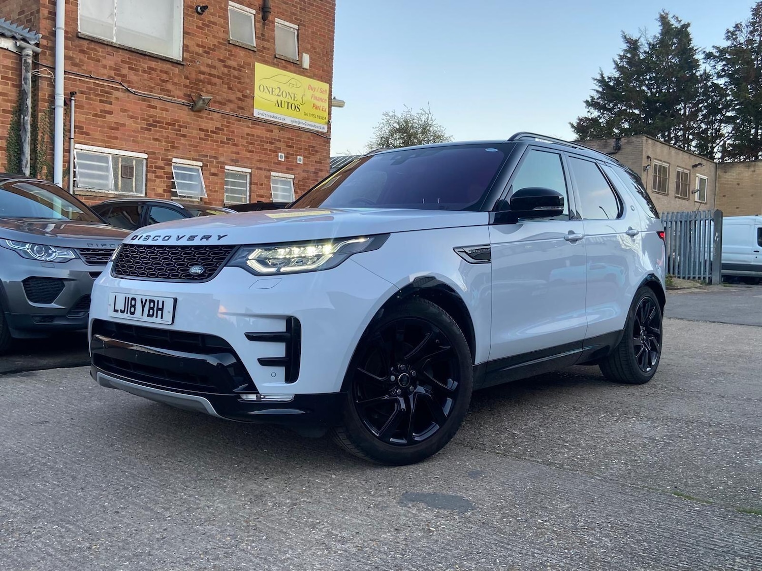 Used Land Rover Discovery for sale - 77909805: Photo 2