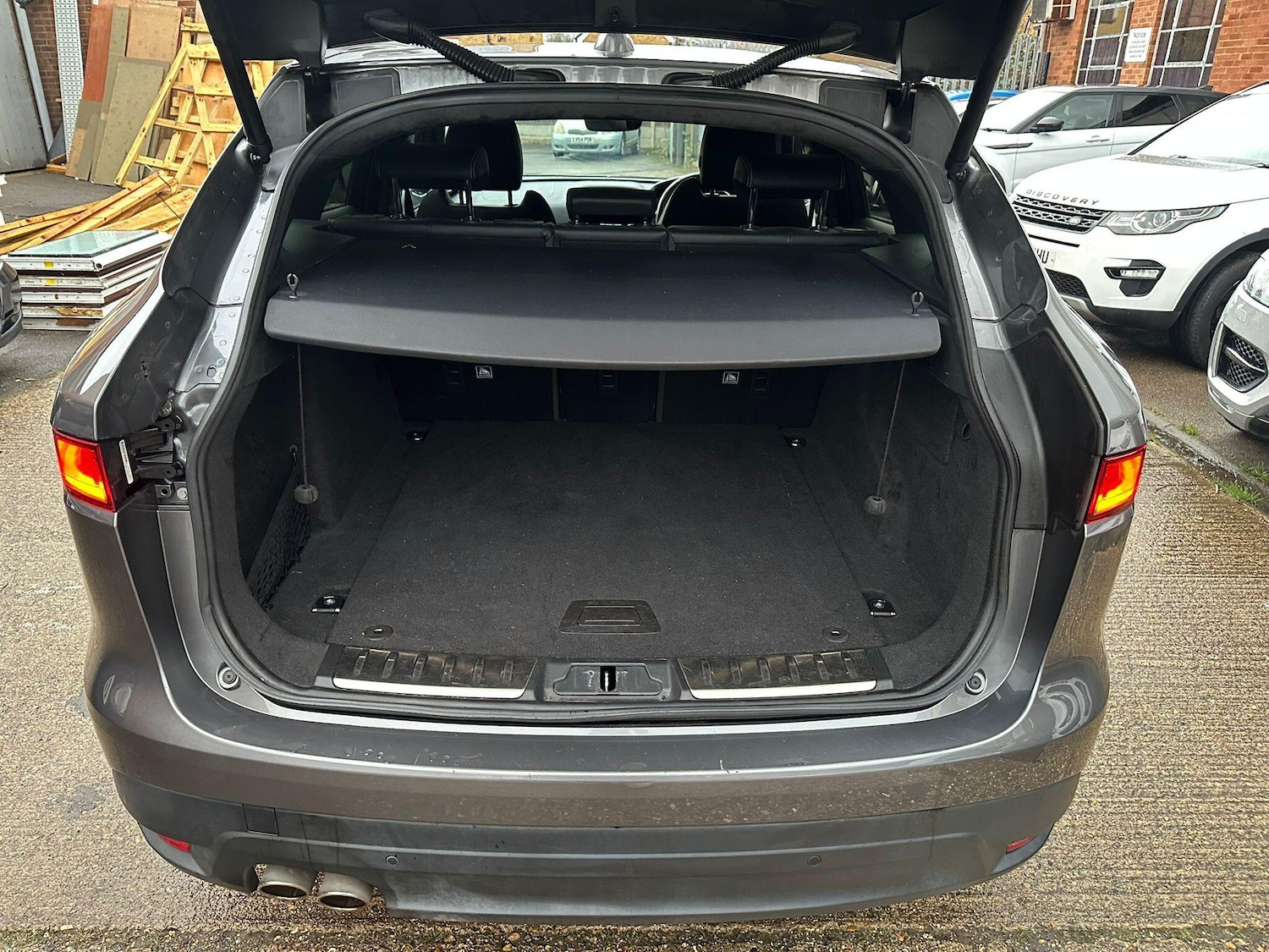 Used Jaguar F-Pace 2018 for sale - 77156058: Photo 13