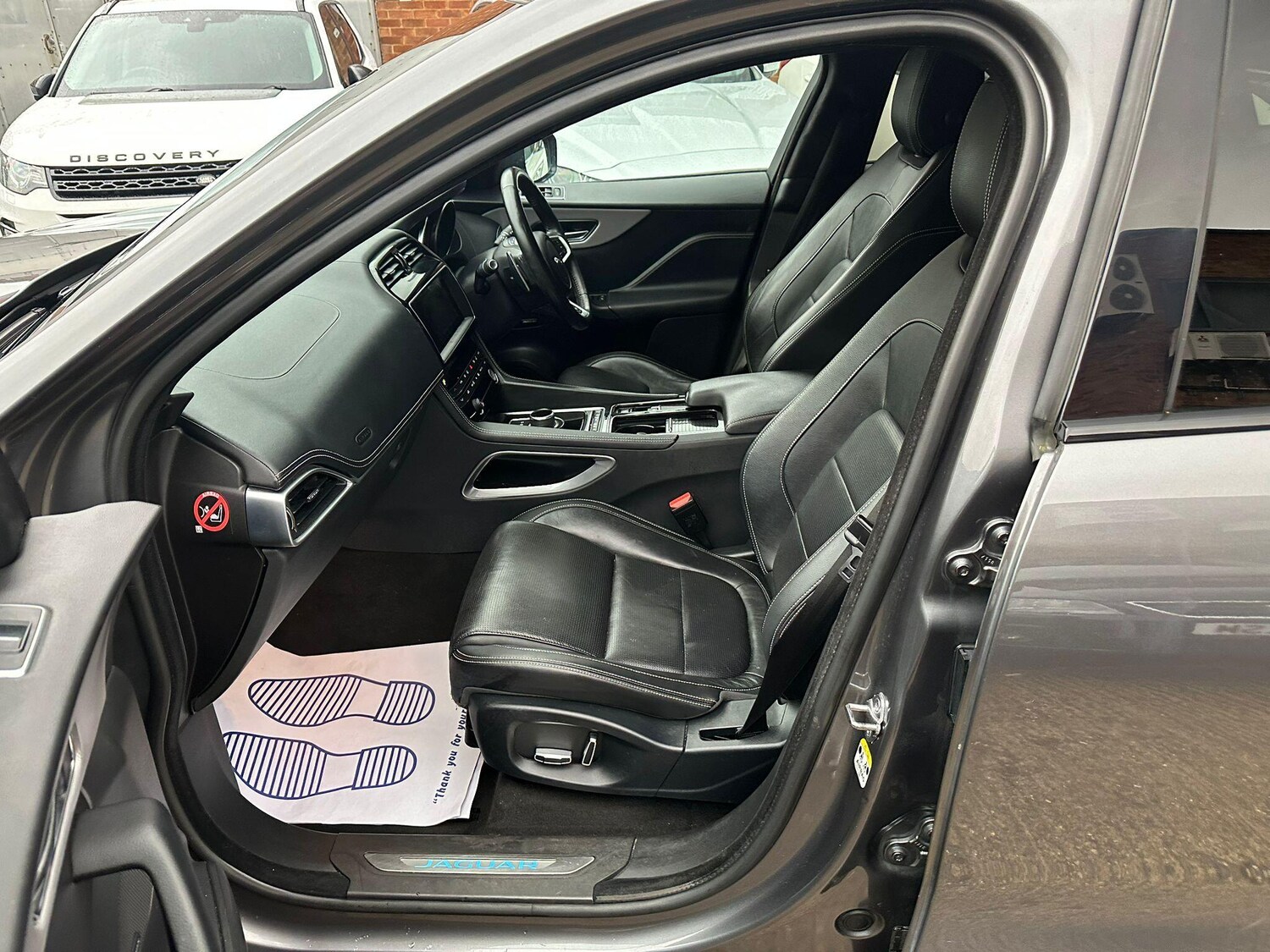 Used Jaguar F-Pace 2018 for sale - 77156058: Photo 14