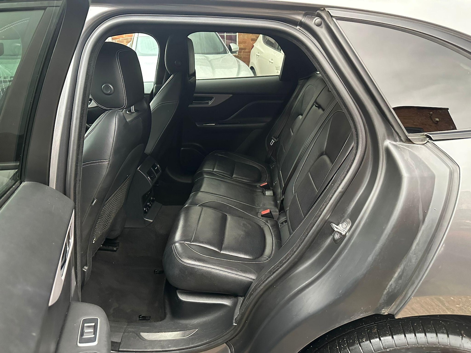 Used Jaguar F-Pace 2018 for sale - 77156058: Photo 15