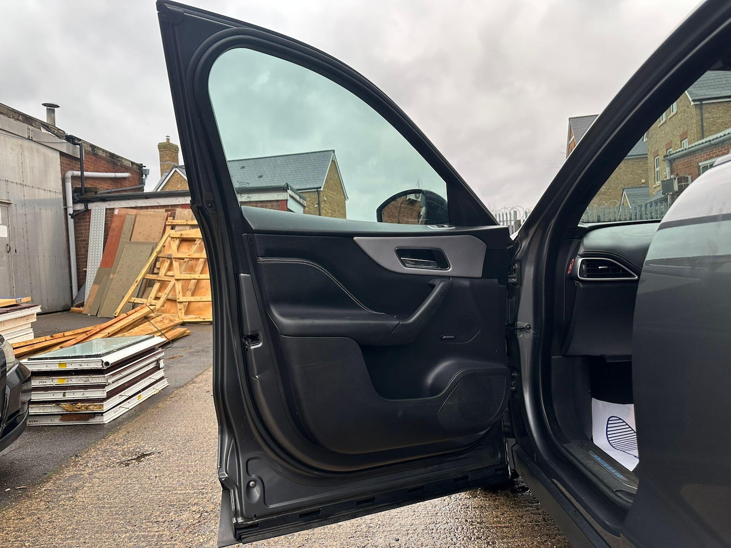 Used Jaguar F-Pace 2018 for sale - 77156058: Photo 40