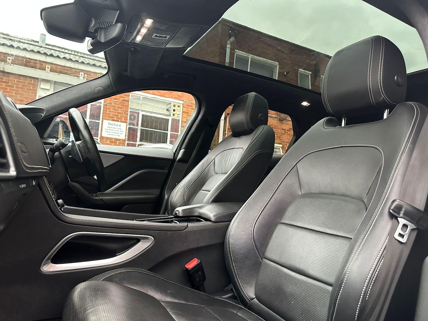 Used Jaguar F-Pace 2018 for sale - 77156058: Photo 41