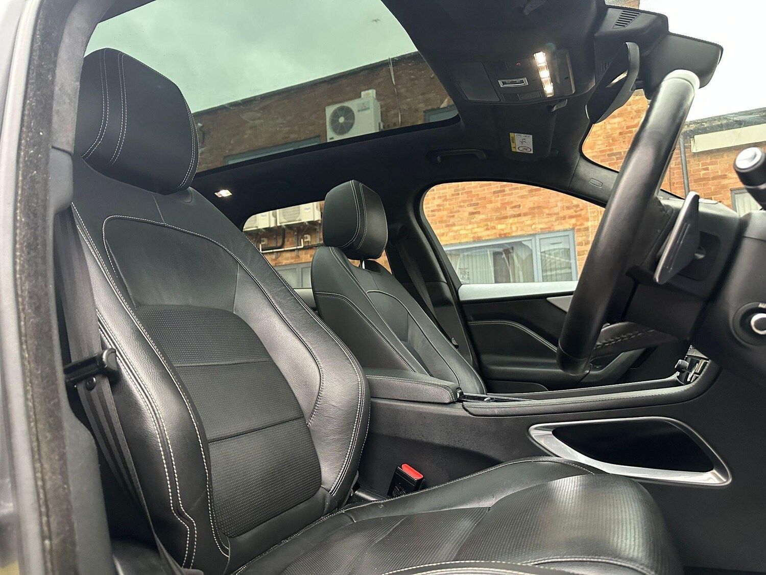 Used Jaguar F-Pace 2018 for sale - 77156058: Photo 47