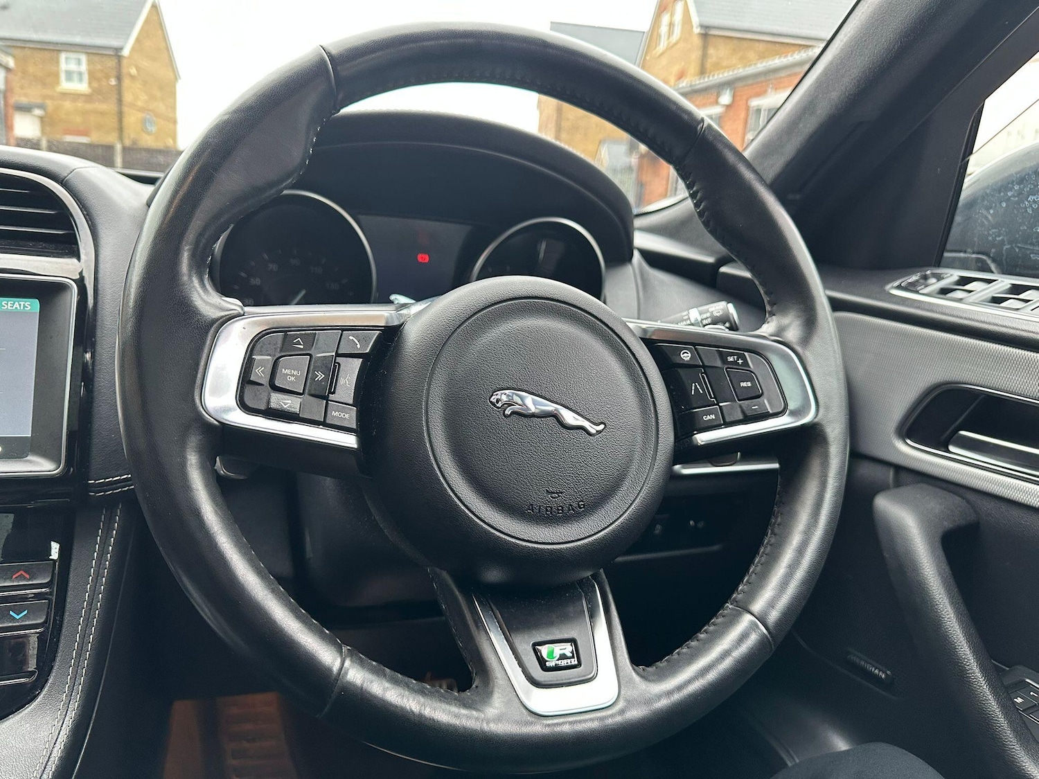 Used Jaguar F-Pace 2018 for sale - 77156058: Photo 59