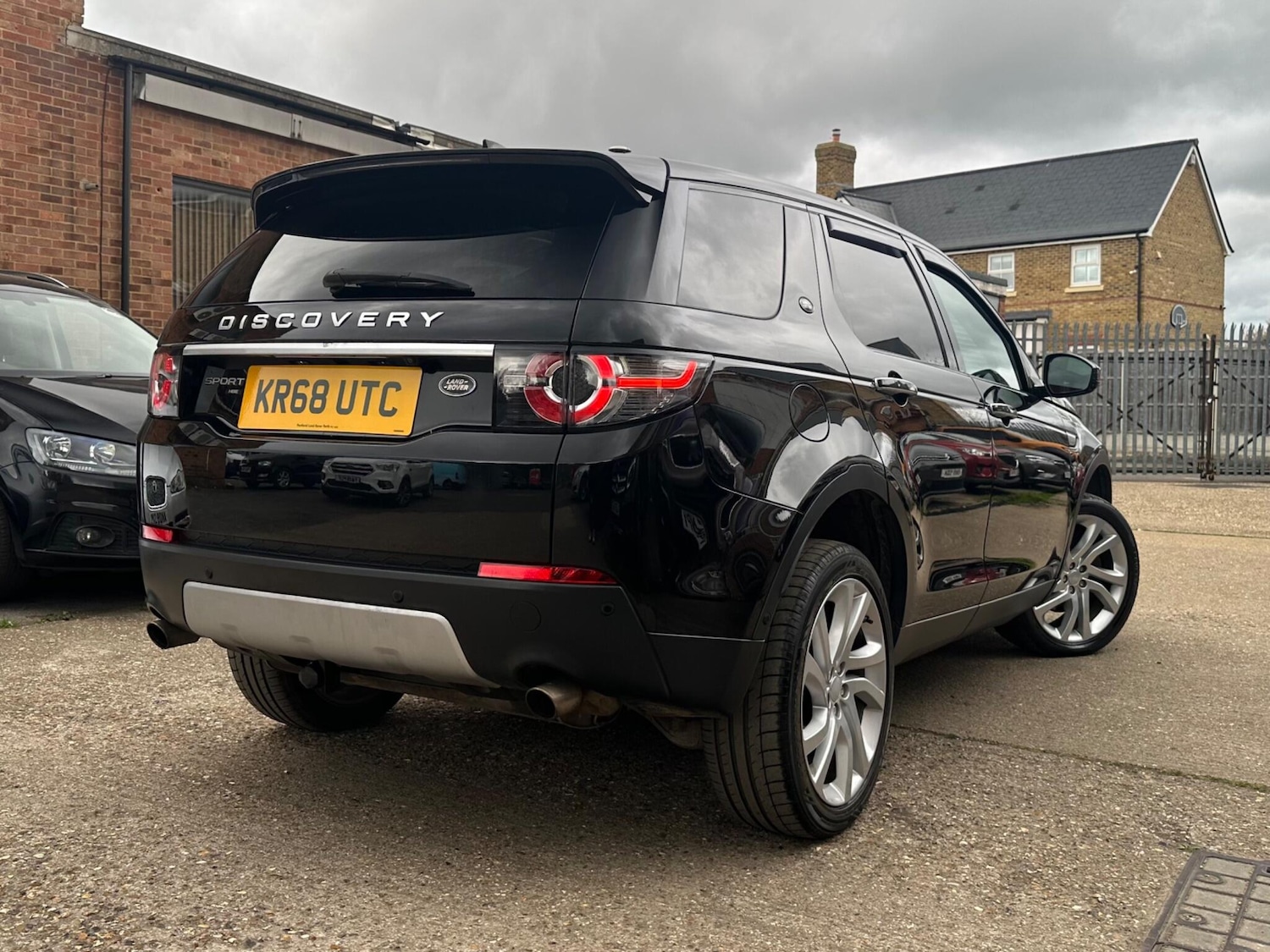 Used Land Rover Discovery Sport for sale - 78127358: Photo 21