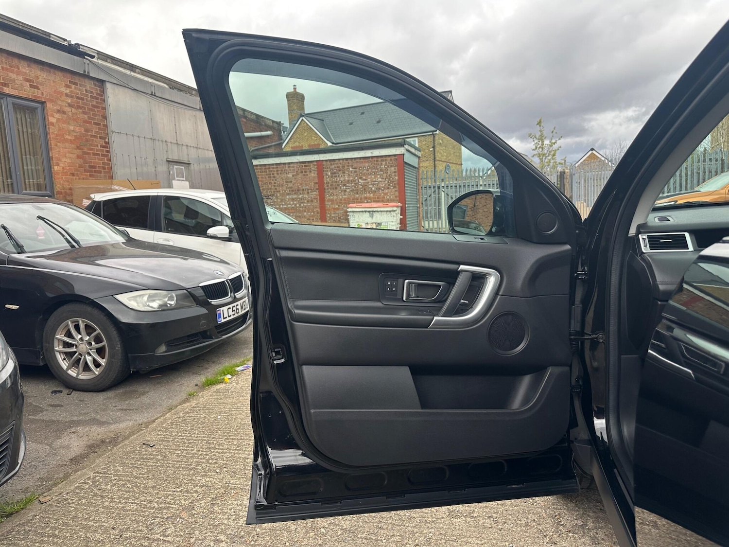 Used Land Rover Discovery Sport for sale - 78127358: Photo 40