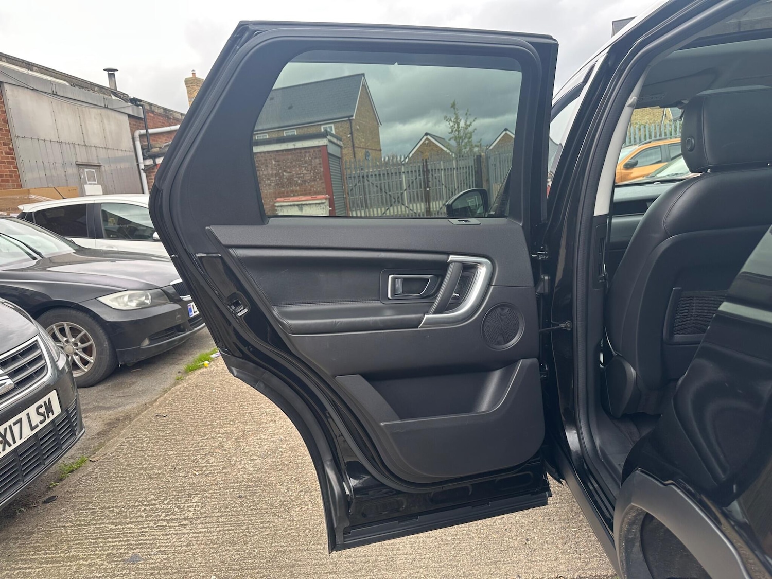 Used Land Rover Discovery Sport for sale - 78127358: Photo 41