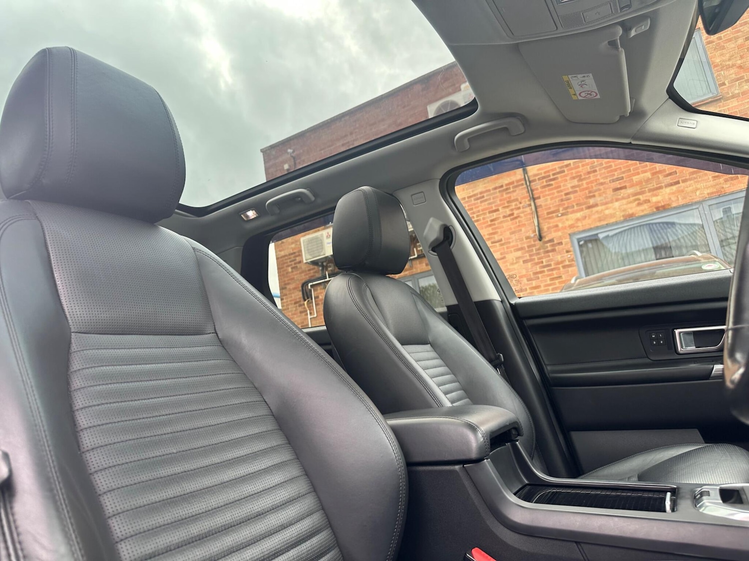 Used Land Rover Discovery Sport for sale - 78127358: Photo 47