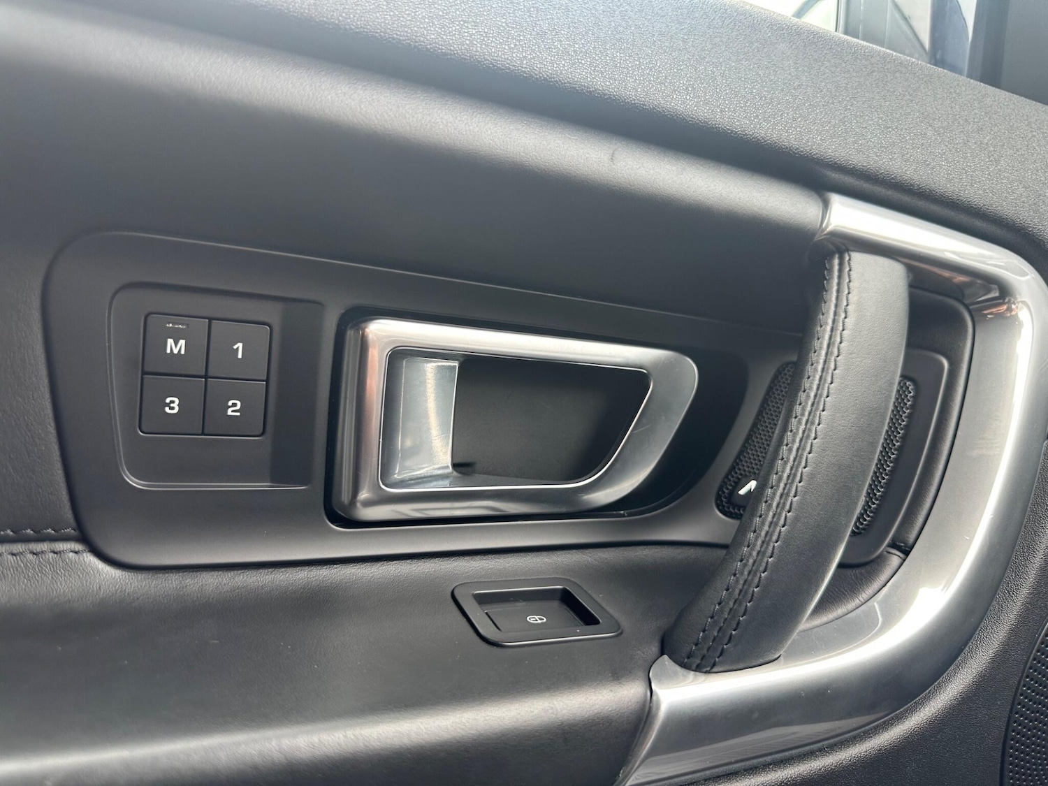 Used Land Rover Discovery Sport for sale - 78127358: Photo 59