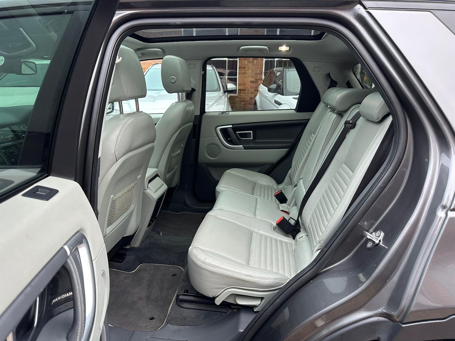 Used Land Rover Discovery Sport 2018 for sale - 77633432: Photo 15