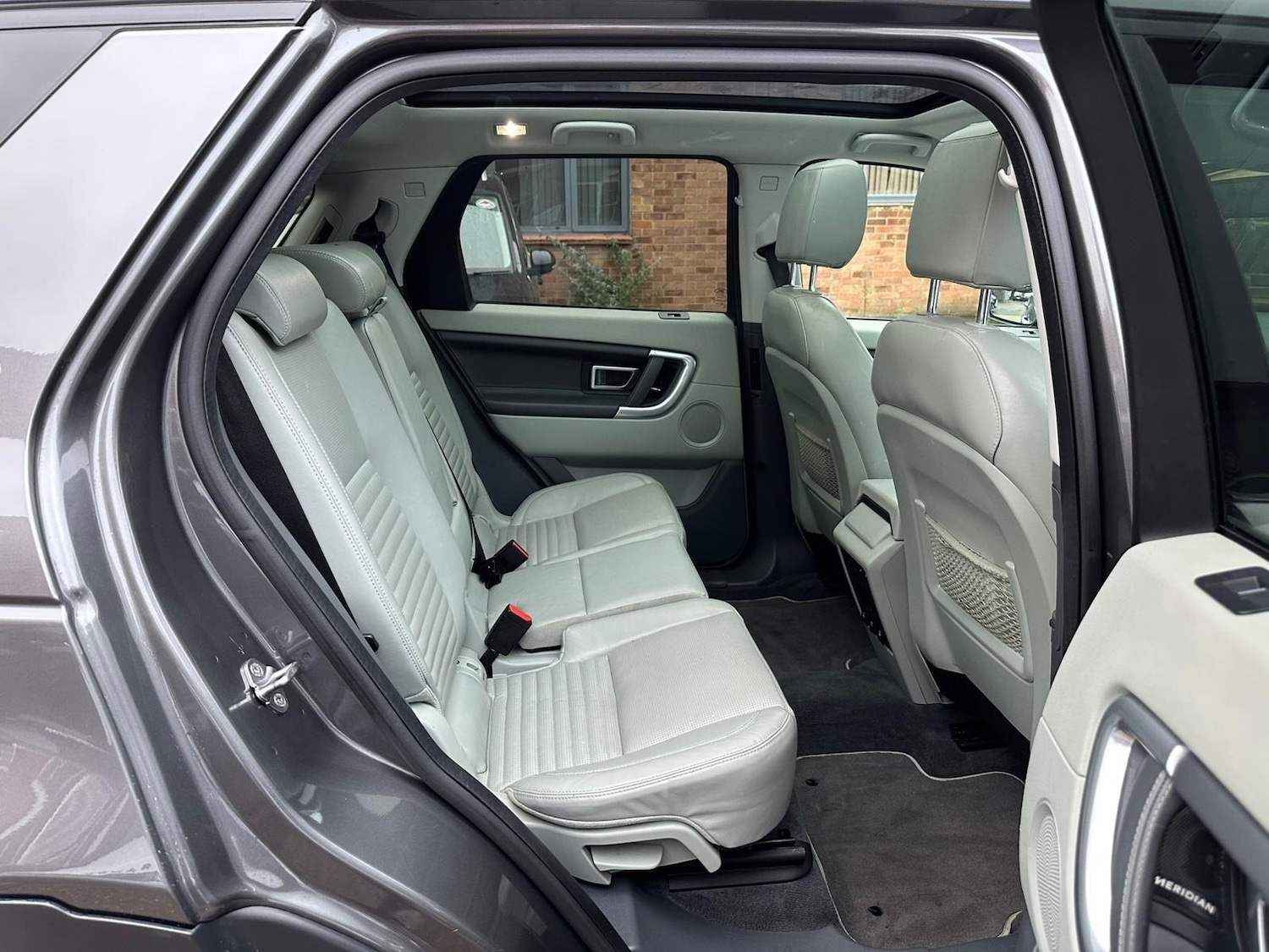 Used Land Rover Discovery Sport 2018 for sale - 77633432: Photo 16