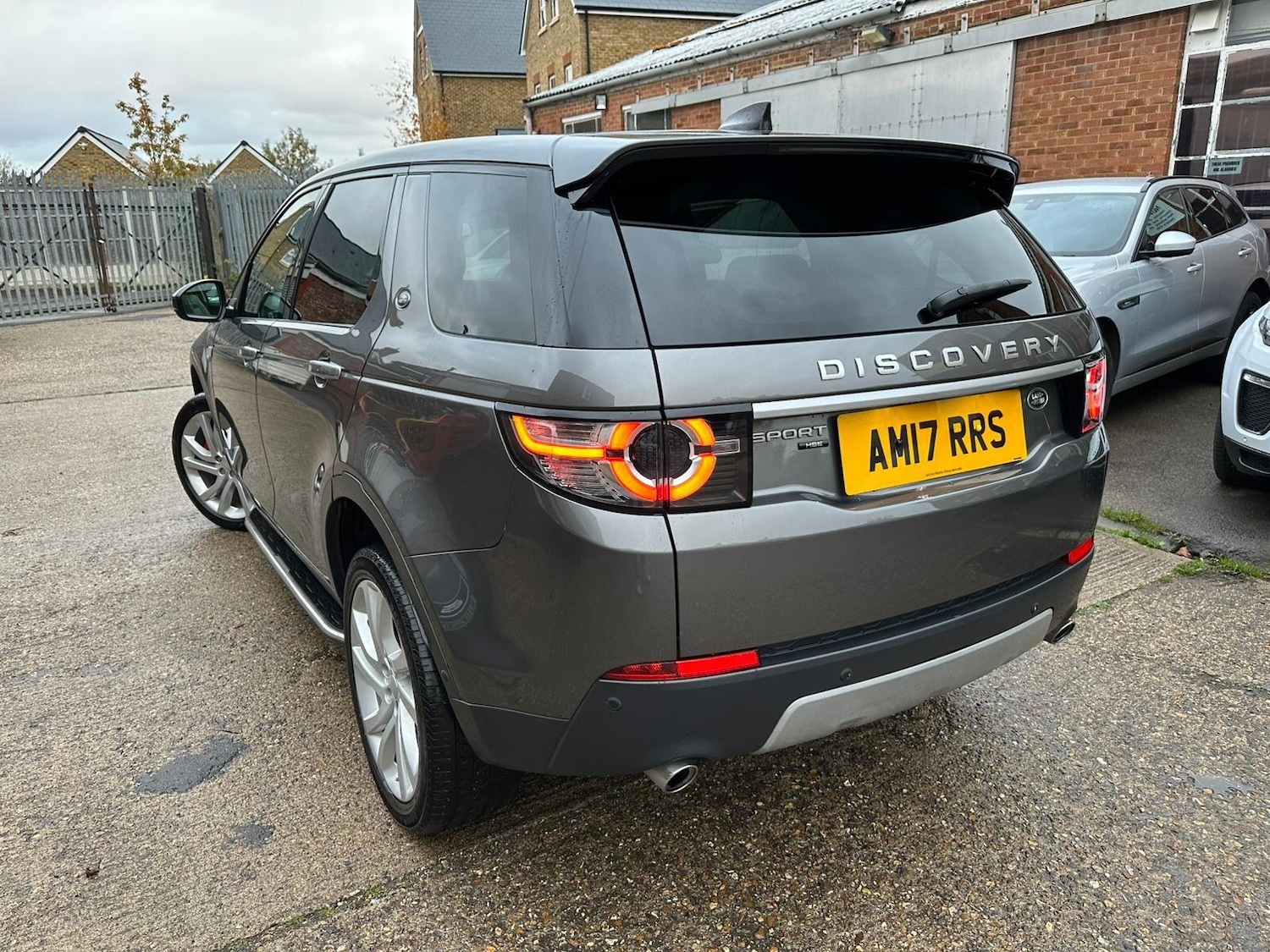 Used Land Rover Discovery Sport 2018 for sale - 77633432: Photo 4