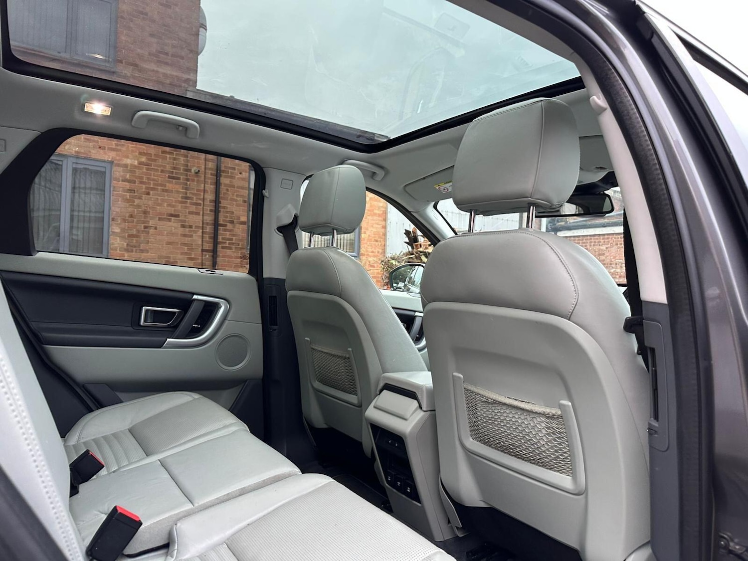 Used Land Rover Discovery Sport 2018 for sale - 77633432: Photo 44