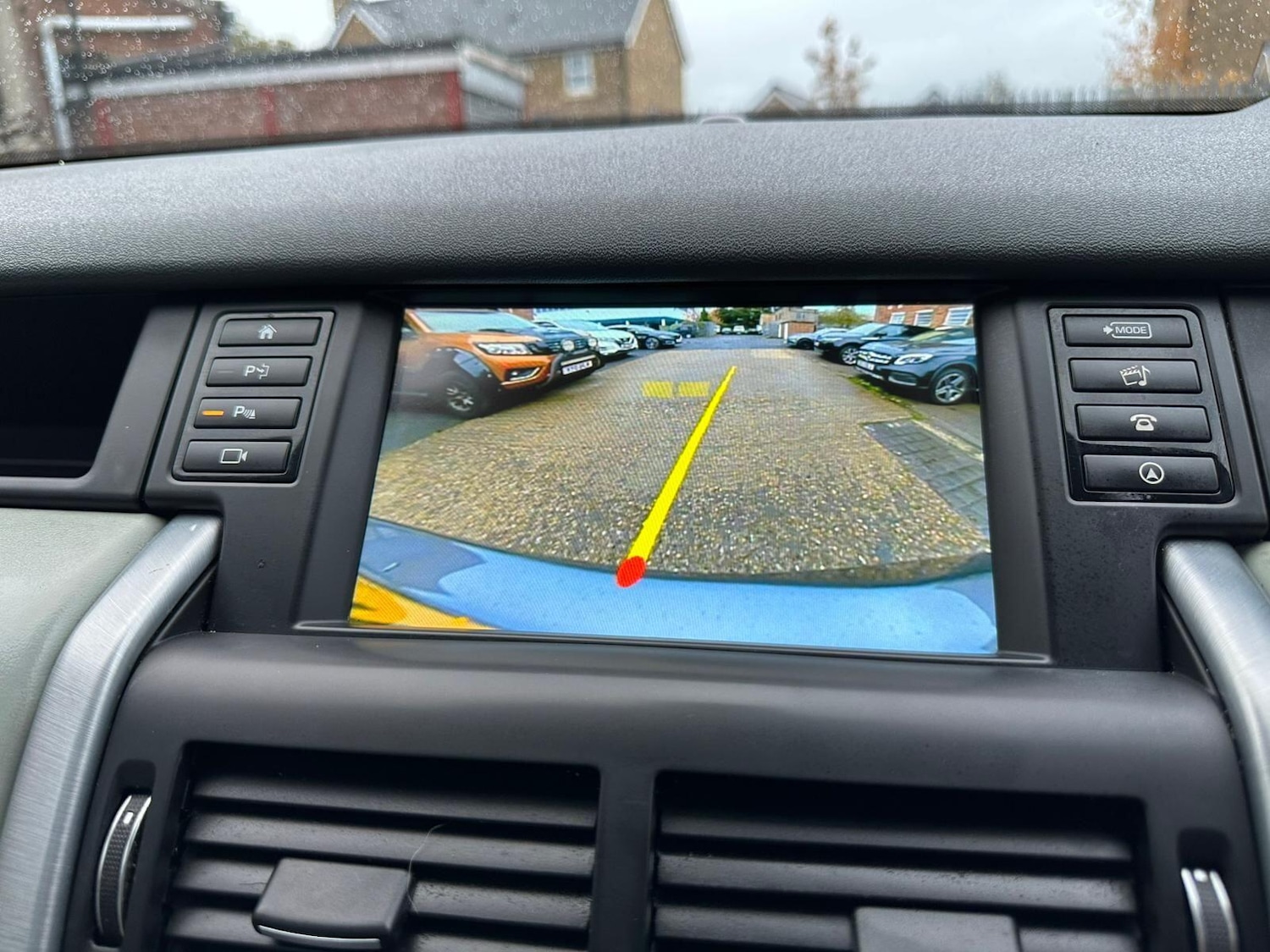 Used Land Rover Discovery Sport 2018 for sale - 77633432: Photo 51