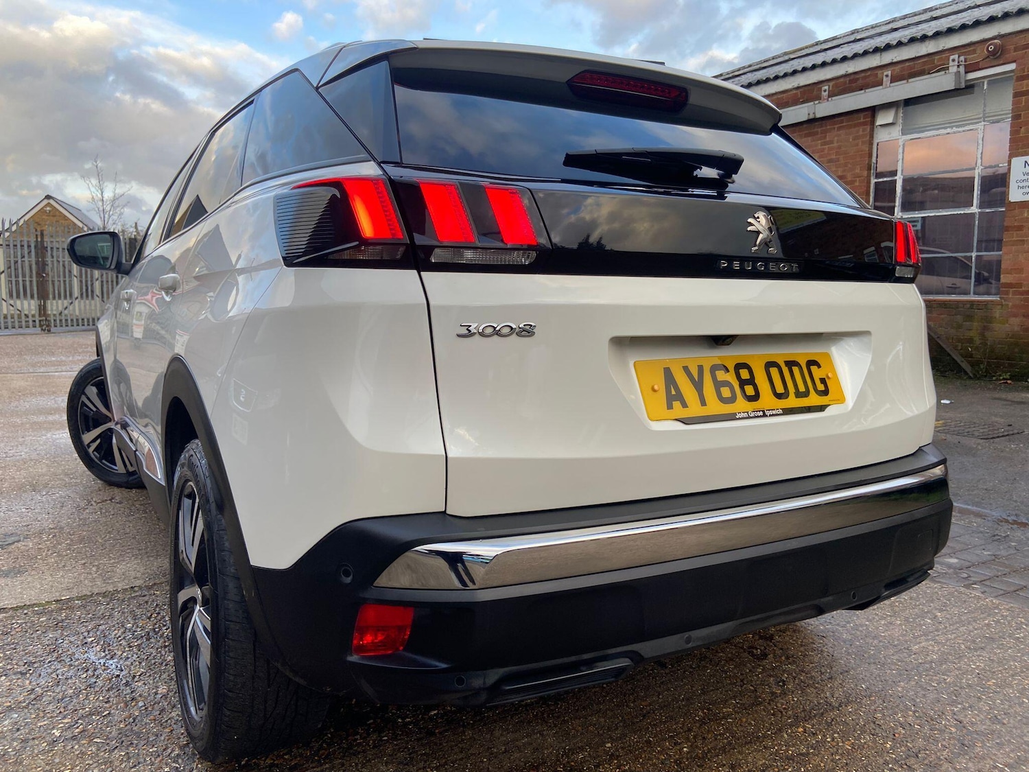 Used Peugeot 3008 2018 for sale - 77305143: Photo 33