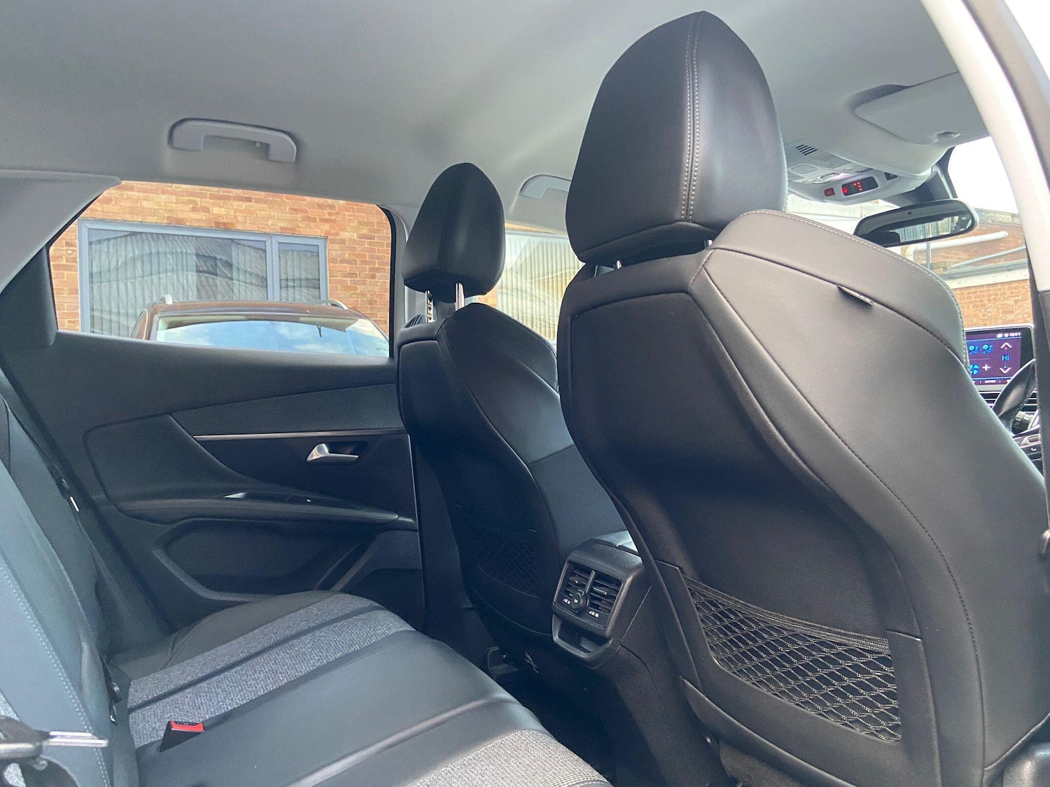 Used Peugeot 3008 2018 for sale - 77305143: Photo 43