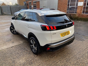 Used Peugeot 3008 2018 for sale - 77305143: Photo