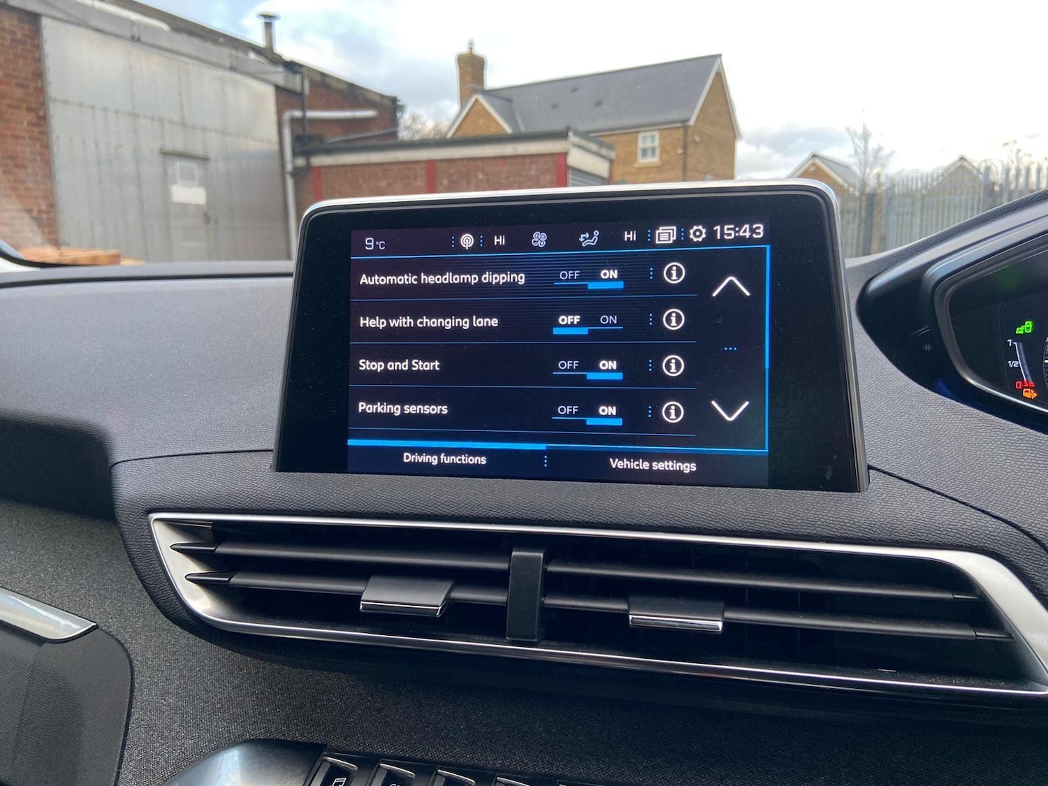 Used Peugeot 3008 2018 for sale - 77305143: Photo 50