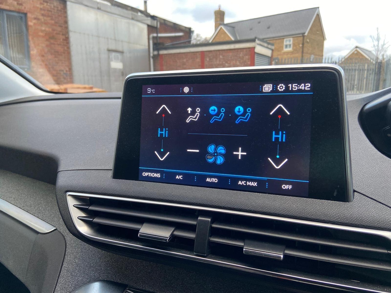 Used Peugeot 3008 2018 for sale - 77305143: Photo 52