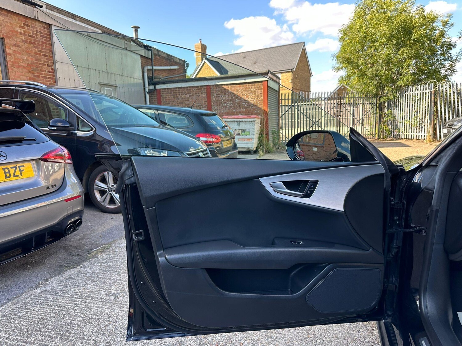 Vehicle 33