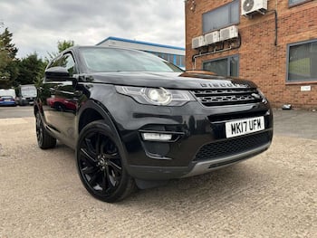 Used Land Rover Discovery Sport 2017 for sale - 79868469: Photo
