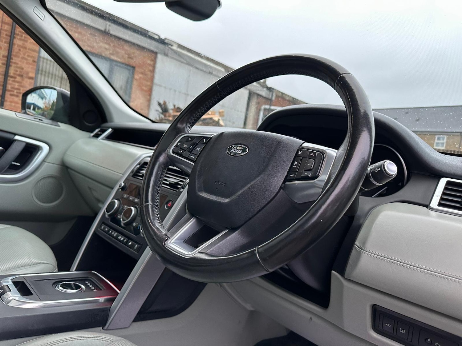 Used Land Rover Discovery Sport 2018 for sale - 76512624: Photo 46