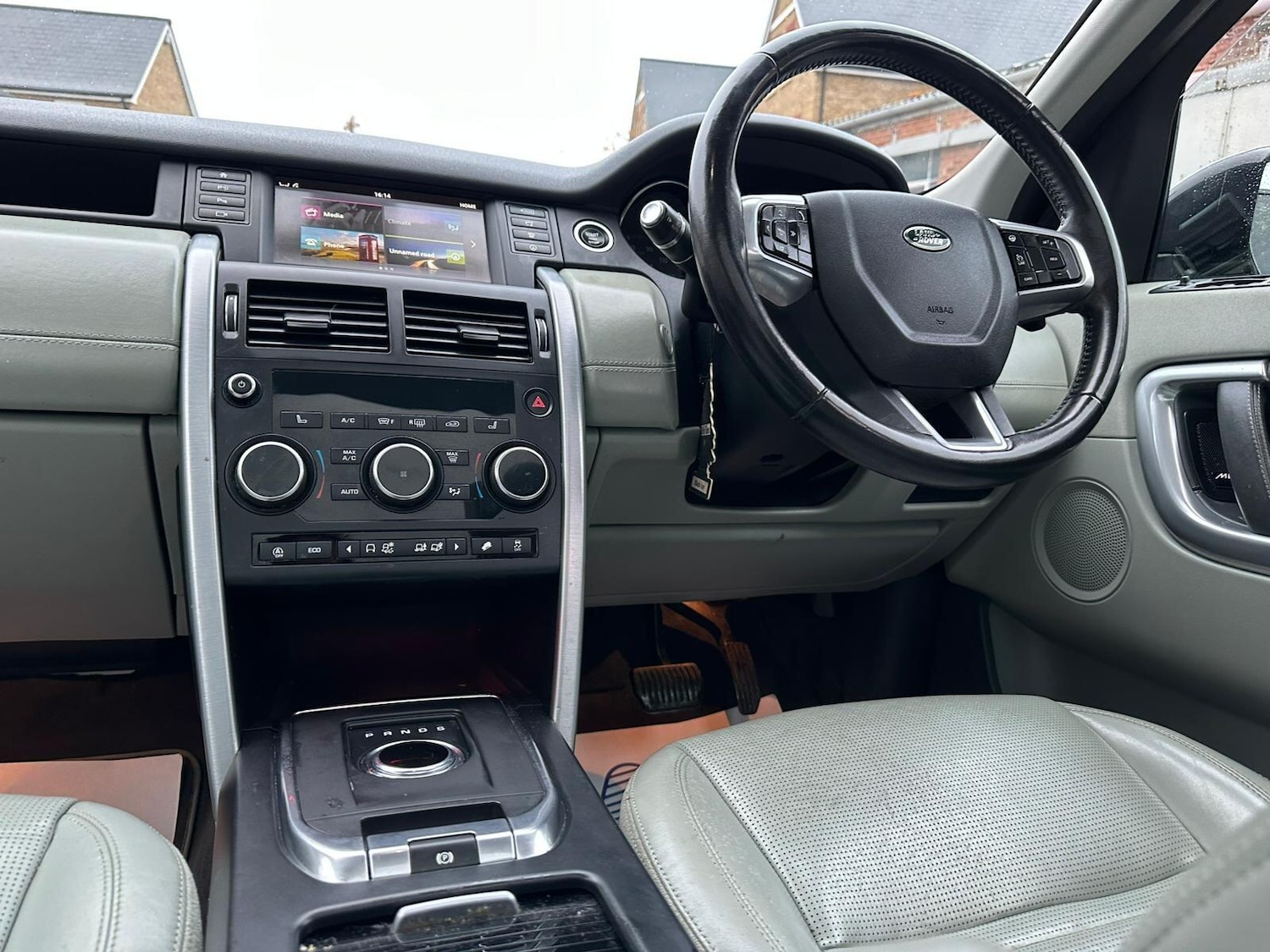 Used Land Rover Discovery Sport 2018 for sale - 76512624: Photo 47