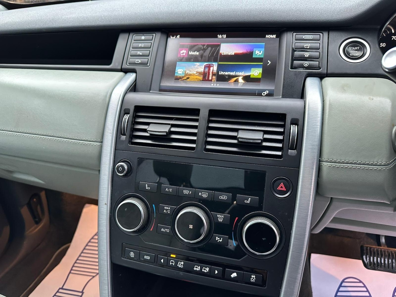 Used Land Rover Discovery Sport 2018 for sale - 76512624: Photo 49