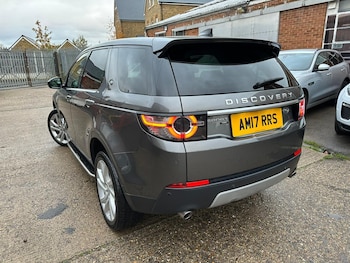 Used Land Rover Discovery Sport 2018 for sale - 76512624: Photo
