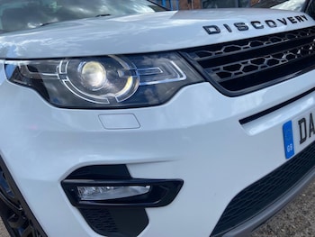 Land Rover - Discovery Sport