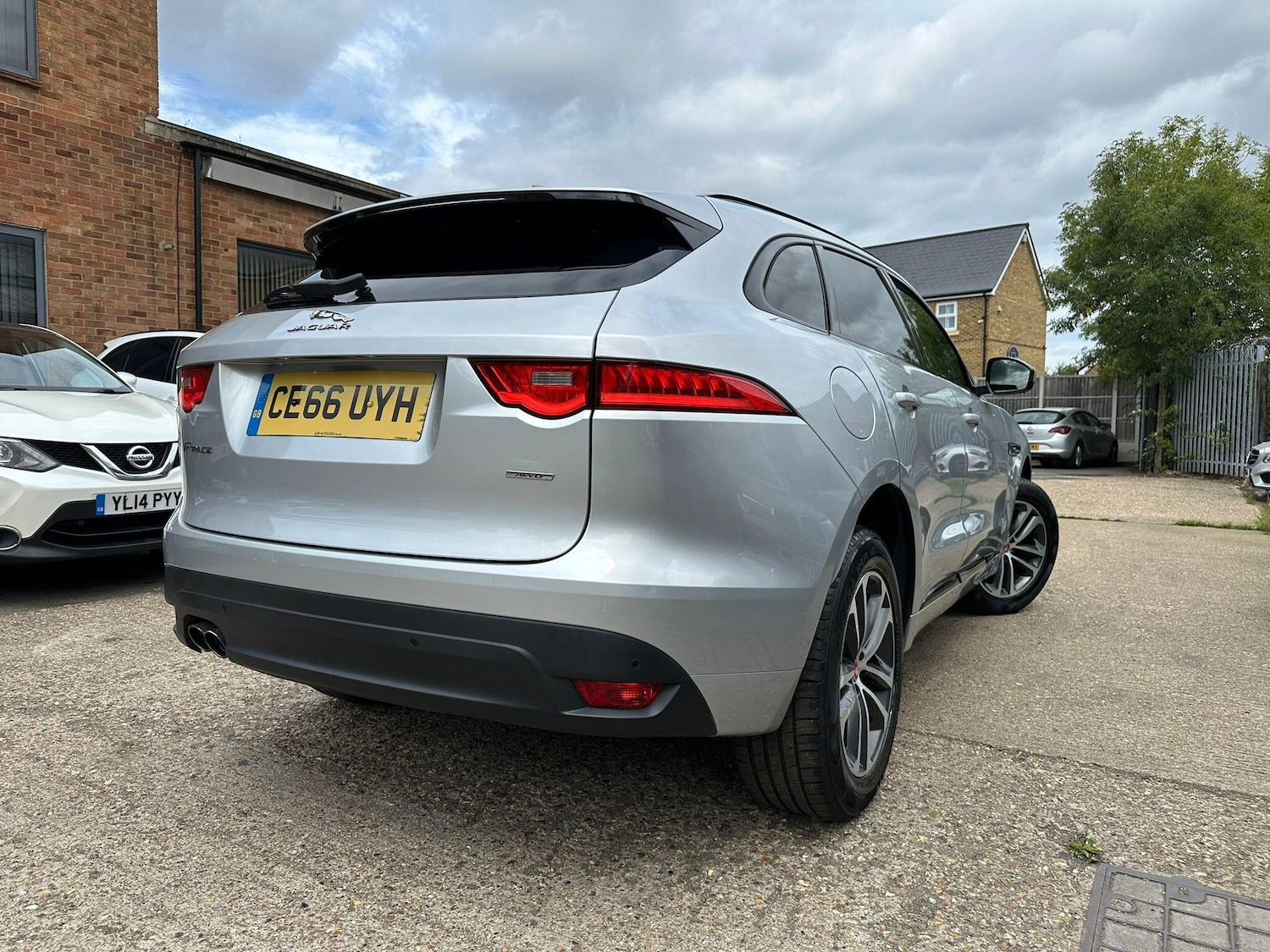 Vehicle 29