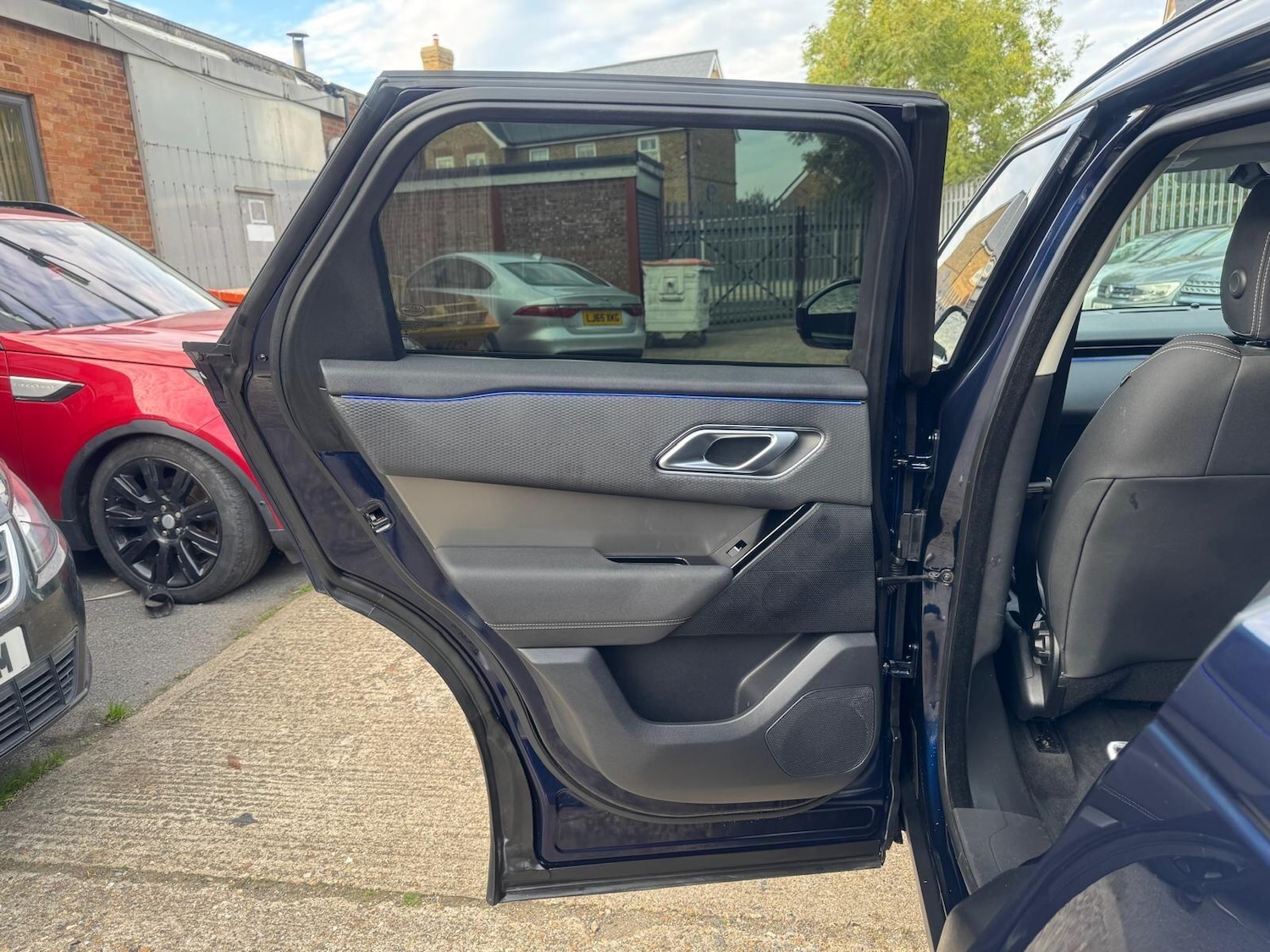 Used Land Rover Range Rover Velar 2022 for sale - 76786774: Photo 41