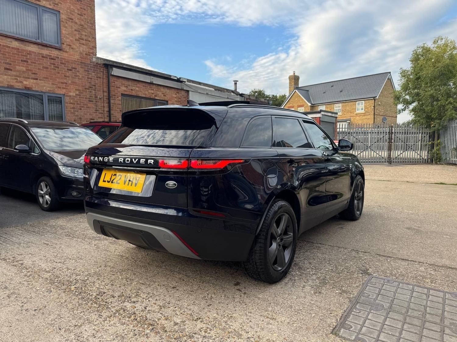 Used Land Rover Range Rover Velar 2022 for sale - 76786774: Photo 9