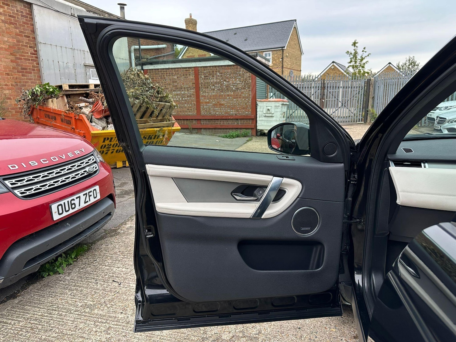 Used Land Rover Discovery Sport 2022 for sale - 76349584: Photo 37