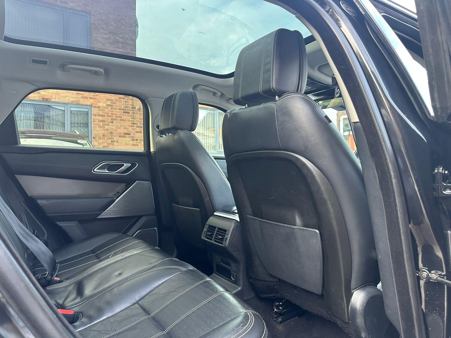 Used Land Rover Range Rover Velar 2018 for sale - 77696083: Photo 15